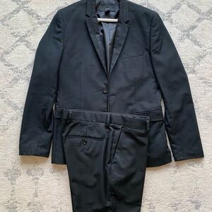 H&M / Express Elegant Black Suit for Men 36R & 32x30